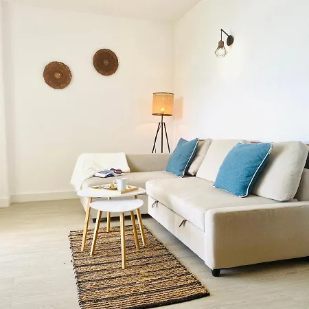 Paradise Holidays 2 Bedrooms & Sea View, Cristianos, Tenerife