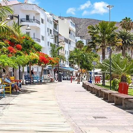 Paradise Holidays 2 Bedrooms & Sea View, Cristianos, Tenerife Arona (Tenerife)