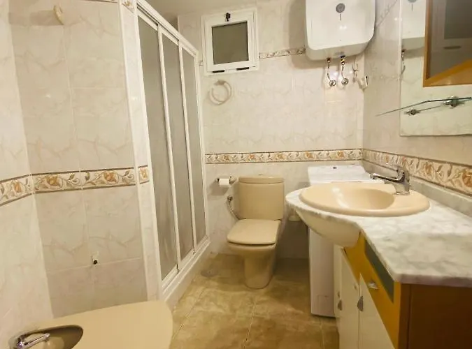 Paradise Holidays 2 Bedrooms Apartment&sea View, Cristianos, Tenerife