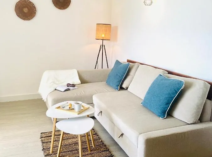 Paradise Holidays 2 Bedrooms Apartment&sea View, Cristianos, Tenerife Arona (Tenerife)