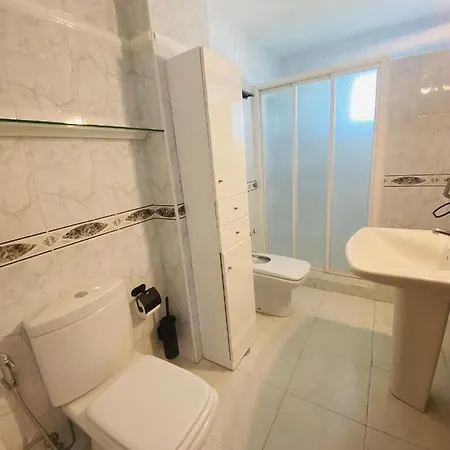 Paradise Holidays 2 Bedrooms & Sea View, Cristianos, Tenerife