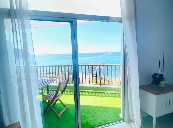 公寓 Paradise Holidays 2 Bedrooms & Sea View, Cristianos, Tenerife 阿罗纳